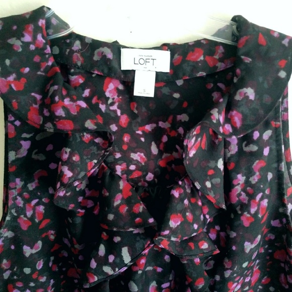 LOFT Polka Dot Ruffle acollor Sleeveless Blouse - Picture 2 of 3